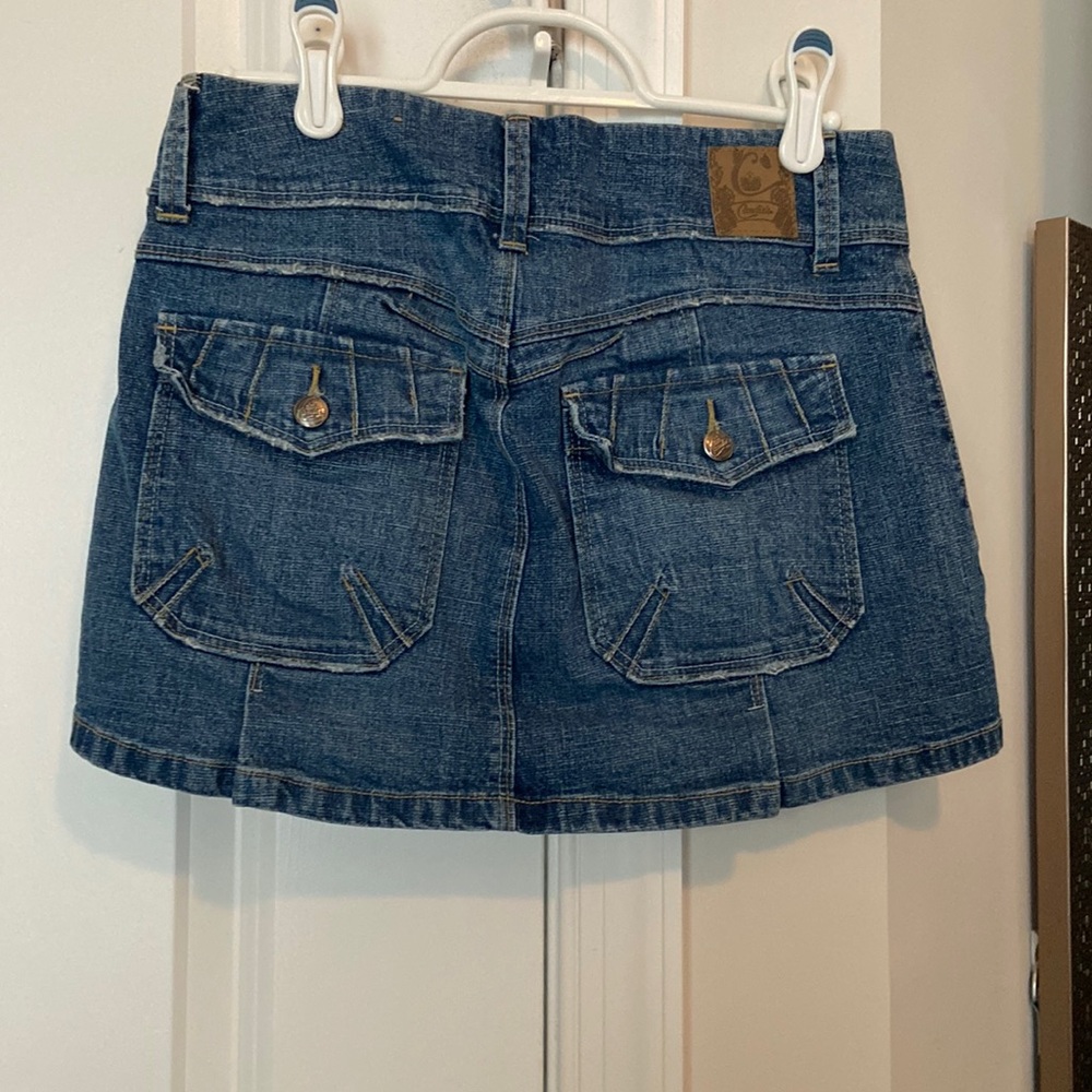 Candies brand denim mini skirt size 1. Never worn, like new!!